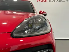 2021 Porsche Cayenne E-Hybrid 2.0T PHEV — фото 12