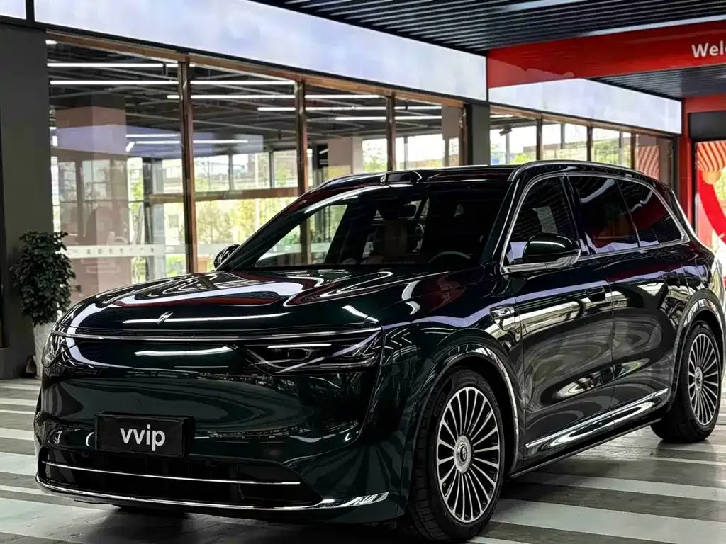 2025 Aito M8 Ultra 53.4kWh 6 192