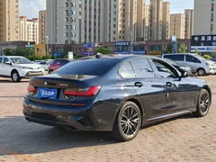 2022 BMW 3 Series 325i M, чёрный — фото 9