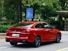 2021 BMW 2 Series 225i M — фото 7