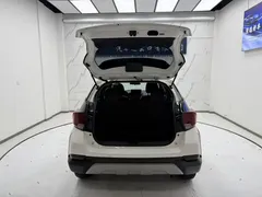 2021 Toyota Yaris L Zhixuan X 1.5L CVT Leading, белый — фото 9