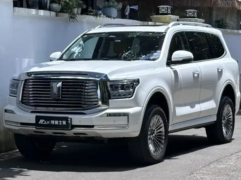 2023 Tank 500 Hi4-T