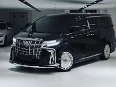 2020 Toyota Alphard Hybrid 2.5L Luxury, чёрный — фото 1