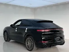 2023 Porsche Cayenne Coupé 3.0T Platinum Edition, чёрный — фото 7
