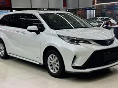 2023 Toyota Granvia 2.5L Hybrid Comfort, белый — фото 3