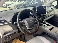 2023 Toyota Granvia 2.5L Hybrid Comfort, белый — фото 10