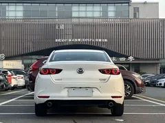 2022 Mazda 3 2.0L AT, белый — фото 15