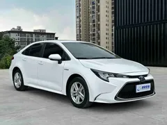2022 Toyota Levin Hybrid 1.8H E-CVT Luxury, белый — фото 3