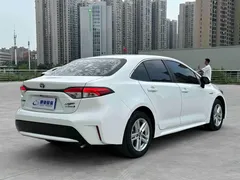 2022 Toyota Levin Hybrid 1.8H E-CVT Luxury, белый — фото 6