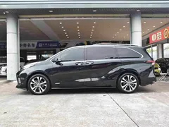 2022 Toyota Granvia 2.5L Hybrid Premium, чёрный — фото 4