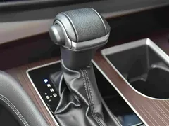 2022 Toyota Granvia 2.5L Hybrid Premium, чёрный — фото 14