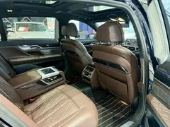 2021 BMW 7 Series 7 740Li M, чёрный — фото 13