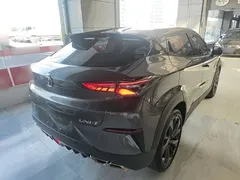 2020 Changan UNI-T 1.5T Premium — фото 7