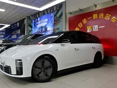 2025 Li Auto i8 Standard, белый — фото 1