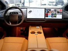 2025 Li Auto i8 Standard, белый — фото 5