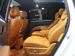 2025 Li Auto i8 Standard, белый — фото 8