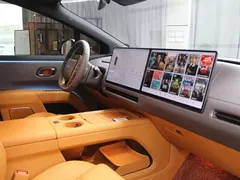 2025 Li Auto i8 Standard, белый — фото 16