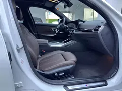 2023 BMW 3 Series 3 330i M, белый — фото 16