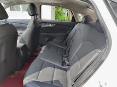 2021 Kia Cerato 1.5L CVT Youth, белый — фото 8