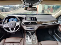 2019 BMW 7 Series 7 730Li, чёрный — фото 10