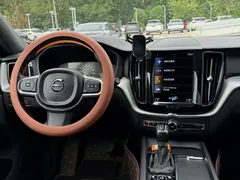 2021 Volvo XC60 T5 4WD Luxury, чёрный — фото 6
