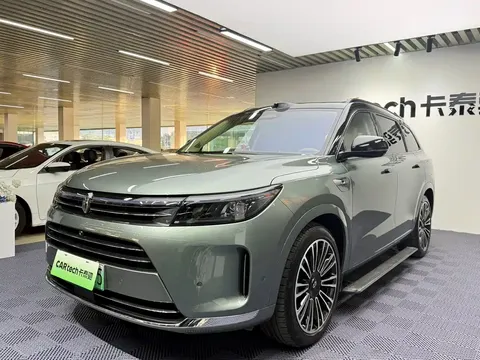2024 Aito M7 1.5T 4WD Max 6-seat