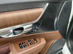 2022 Volvo V90 Cross Country B5 AWD, белый — фото 11