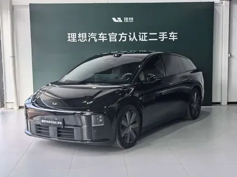 2025 Li Auto i6 4WD