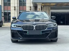 2022 BMW 5 Series 5 535Le M, чёрный — фото 2