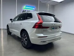 2022 Volvo XC60 4WD Luxury, белый — фото 4