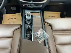 2022 Volvo XC60 4WD Luxury, белый — фото 22