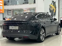 2022 Nio ET5 75kWh, чёрный — фото 6