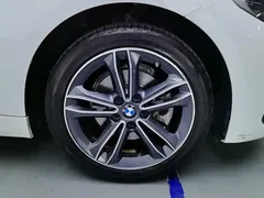 2023 BMW 1 Series 1 120i M Sport, белый — фото 6