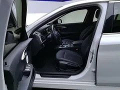 2023 BMW 1 Series 1 120i M Sport, белый — фото 9