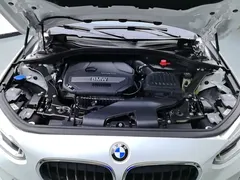 2023 BMW 1 Series 1 120i M Sport, белый — фото 10