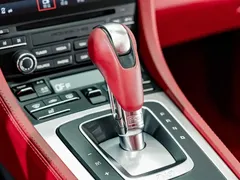 2020 Porsche 718 Boxster 2.0T, белый — фото 13