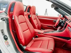 2020 Porsche 718 Boxster 2.0T, белый — фото 19