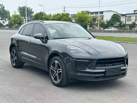 2023 Porsche Macan 2.0T