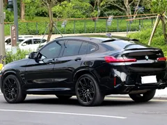 2022 BMW X4 M, чёрный — фото 19