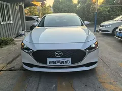 2022 Mazda 3 2.0L AT, белый — фото 2