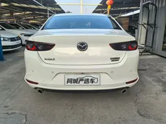 2022 Mazda 3 2.0L AT, белый — фото 4