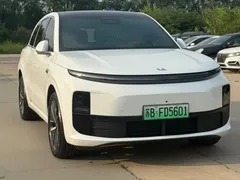 2024 Li Auto L6 Pro, белый — фото 3