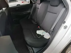 2020 Hyundai Elantra 1.6L AT GL, белый — фото 17