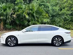 2023 Nio ET7 75kWh, белый — фото 12