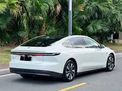 2023 Nio ET7 75kWh, белый — фото 15