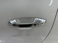 2023 Kia Seltos 1.5L CVT Luxury, белый — фото 11
