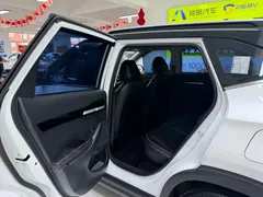 2023 Kia Seltos 1.5L CVT Luxury, белый — фото 18