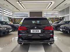 2022 BMW X5 30Li Premium M Sport Package, чёрный — фото 5