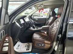 2022 BMW X5 30Li Premium M Sport Package, чёрный — фото 14