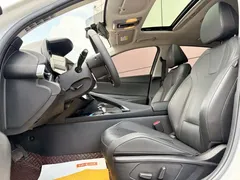 2022 Hyundai Elantra 1.5L CVT LUX Premium, белый — фото 5